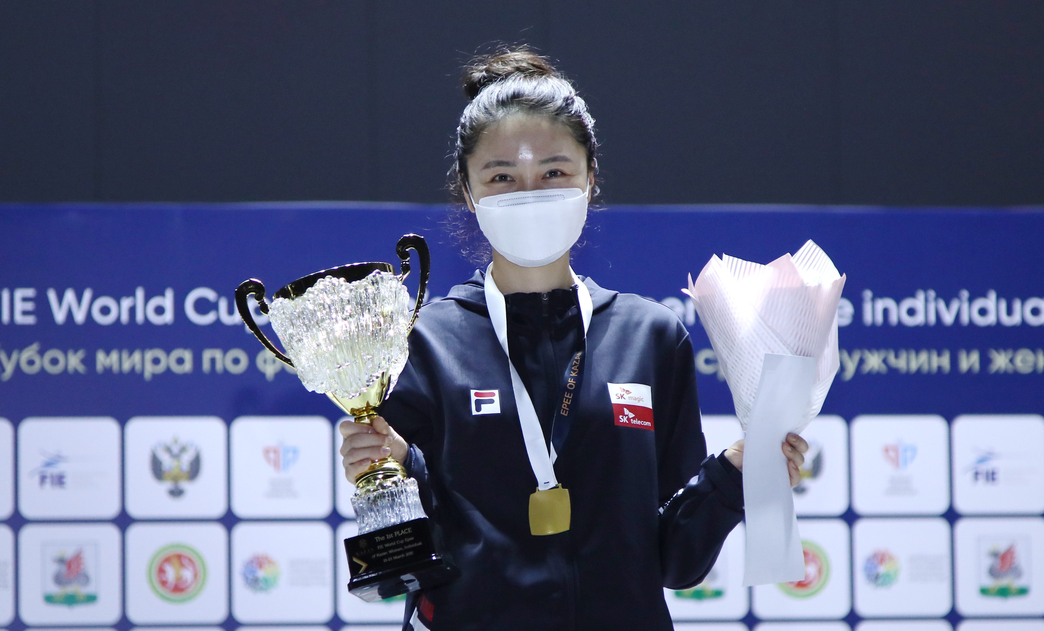 Korean fencer Choi won in the individual tournament at the FIE World Cup Leg
