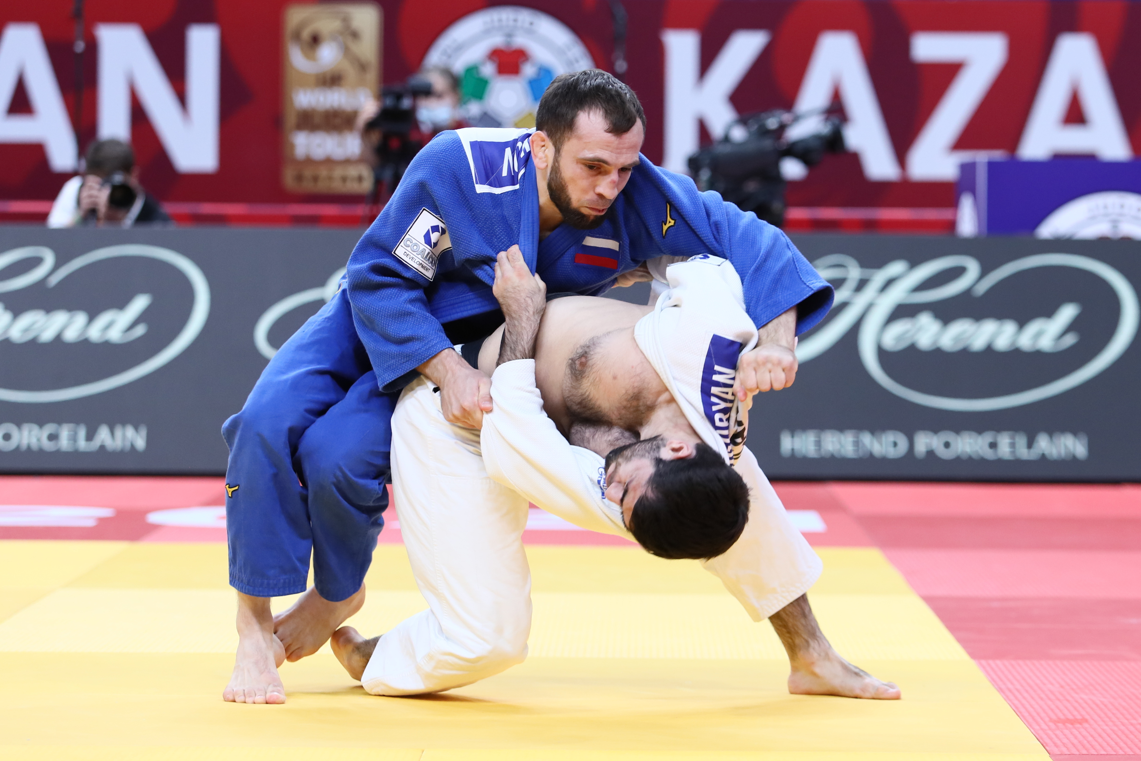 Определись первые чемпионы на турнире «Большого шлема» по дзюдо в Казани
